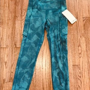NWOT lululemon “Speed Up” tights